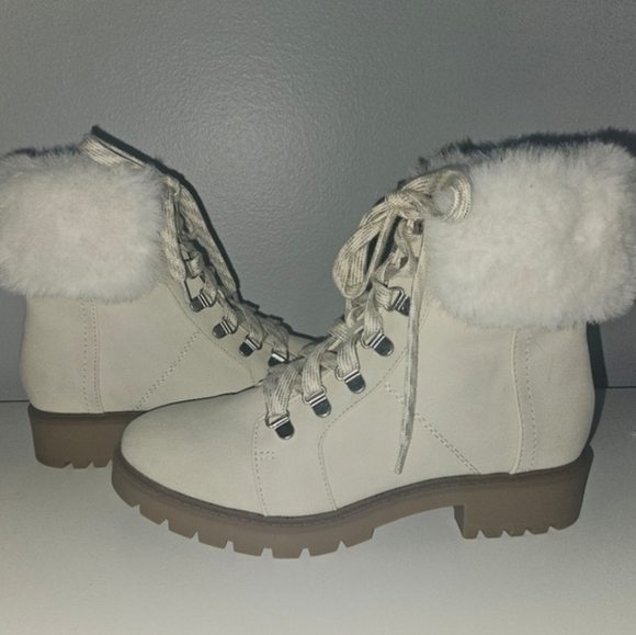 Esprit Shoes - ESPRIT "Jesse" Leather Faux Fur Ankle Snow Winter Boots - Size 8 ❄️